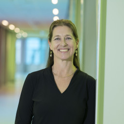 Hanneke van Santen appointed professor of pediatric endocrinology